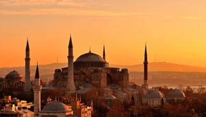 تعرف على اكثر 10 مواقع جذبا للسياحة في العام 2015