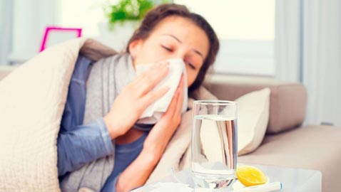هل تعلم ان في مطبخك علاج فعال للانفلونزا يمكن صنعه بمكونات طبيعية؟