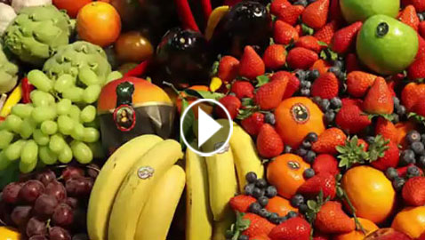 قائمة من 12 نوعاً من الخضار والفاكهة الأكثر تلوثاً 