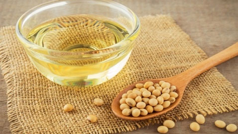 احذر.. الطهي بزيت الصويا يعرضك لنوبة قلبية
