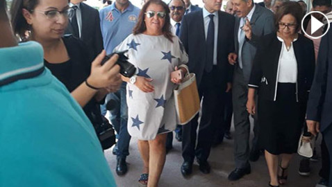 بالفيديو والصور..  نائبة تونسية تثير الجدل وتتعرض لانتقادات لاذعة بسبب فستانها القصير