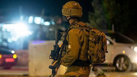 محكمة إسرائيلية تمدد اعتقال جنديين بتهمة التحرش بفلسطينيات