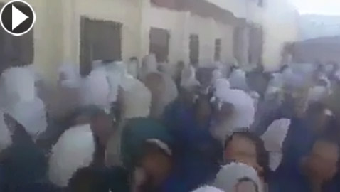 بالفيديو طالبات يرقصنّ في ساحة مدرسة أردنية على أنغام (تعال أشبعك حب)