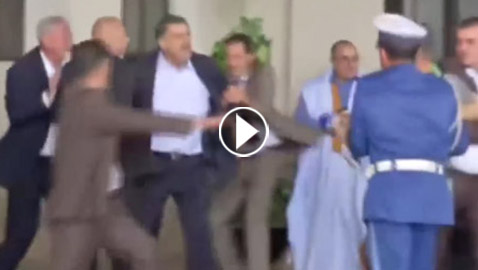 بالفيديو.. نائب برلماني يعتدي على صحافي جزائري ويشتمه
