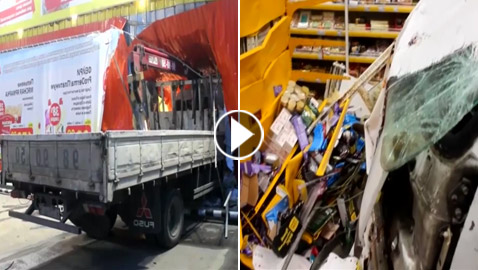 فيديو غريب: شاحنة تخترق جدار متجر وتدهس المتسوقين والرفوف والبضائع