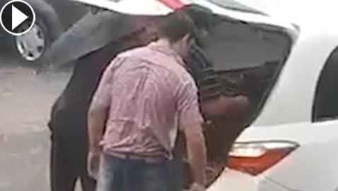 قطع مراسم جنازة بعد سماع أصواتا داخل التابوت في الأرجنتين! فيديو