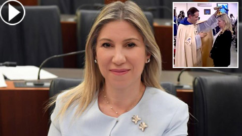 فيديو نائبة لبنانية مسلمة تندم على مشاركتها بقداس في كنيسة وتعتذر من الله