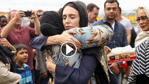 بدأت وانتهت بـ (السلام عليكم): 15 تصريحا لأرديرن عن مجزرة المسجدين