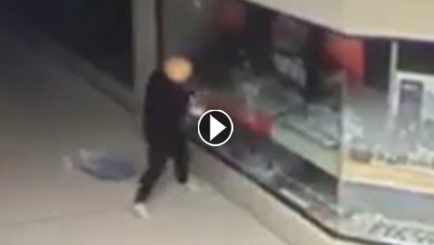 الشرطة الاسترالية تبحث عن اللص شبيه ترامب.. فيديو