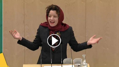 بالفيديو: نائبة نمساوية ترتدي الحجاب وتوجه رسالة من البرلمان 