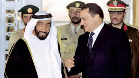 مبارك: حميت آبار بترول الامارات بقوات الصاعقة المصرية
