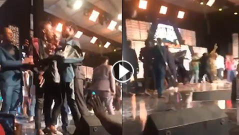 بالفيديو: شجار عنيف واشتباك بالأيدي في حفل توزيع جوائز بارز في غانا