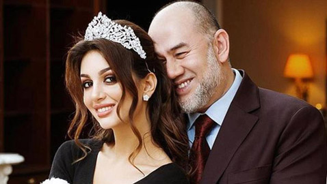 أول صور بعد الزواج لملك ماليزيا وزوجته ملكة الجمال
