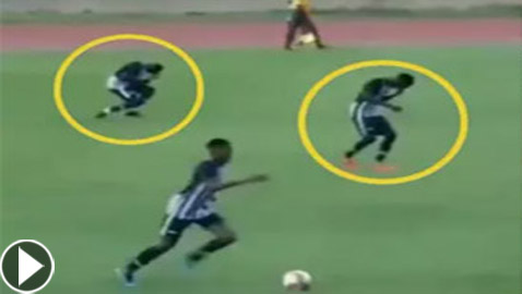 فيديو صادم.. البرق يضرب ملعب كرة قدم ويصعق لاعبين أثناء المباراة!