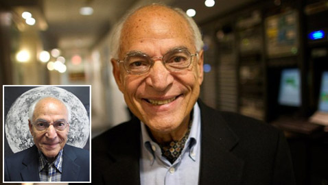 لأول مرة.. ناسا تطلق اسم عالم مصري على كويكب بالفضاء