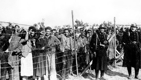 هكذا أسرت فرنسا الإسبان.. وأول عملية للقصف الجوي