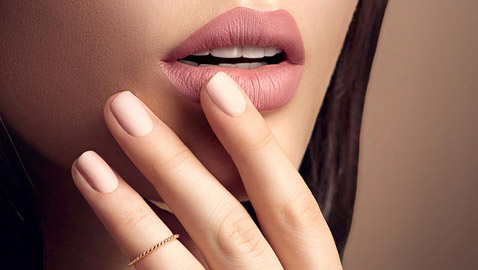  احصلي على أظافر صحية بخلطات سهلة من مطبخك