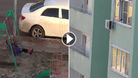 بالفيديو.. أم عبقرية وكسولة تلاعب ابنها في الشارع من الطابق الرابع!