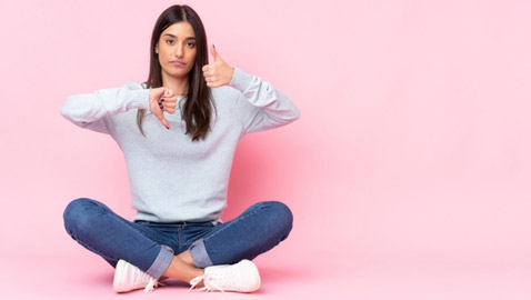 أبراج لا تشعر بالرضا عن نفسها بشكل دائم.. تعرفوا عليها!