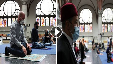 ما أجمل التسامح: كنيسة برلين تستضيف المسلمين لأداء صلاة العيد.. فيديو وصور