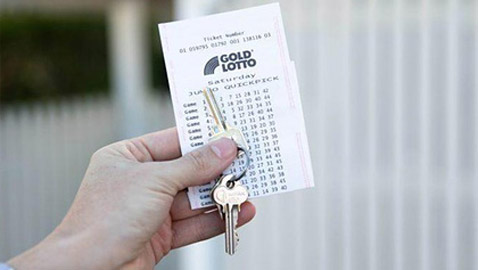 شارك في اليانصيب 40 عاما بنفس الأرقام وأصبح ثريا