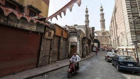 مصر ترفع الحظر بالكامل.. وتعلن خطة فتح المطاعم ودور العبادة