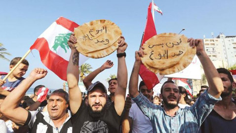 تسلسل تاريخي لانهيار اقتصاد لبنان.. شبح الفقر يطارد النصف