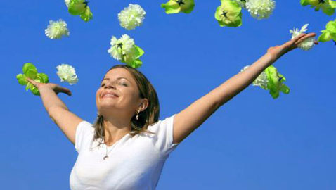 4 أبراج تتمتع بطاقة إيجابية وتميل إلى التفاؤل