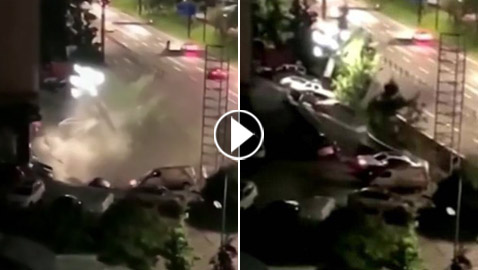 بالفيديو.. حفرة جهنمية عملاقة تبتلع 21 سيارة في ثوان!