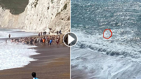 في اللحظة الأخيرة.. سلسلة بشرية تنقذ سباحا كاد البحر يبتلعه! فيديو