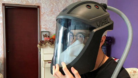 دون خوف.. حل يتيح لمن يواجه كورونا ملامسة الفم والأنف