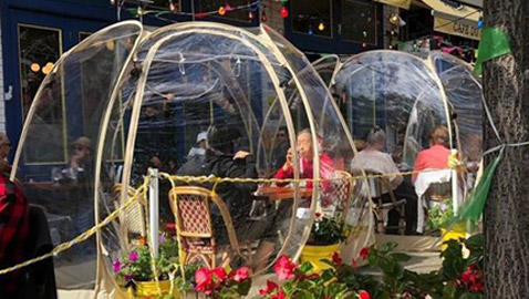 فقاعات تخفف معاناة مطعم في نيويورك