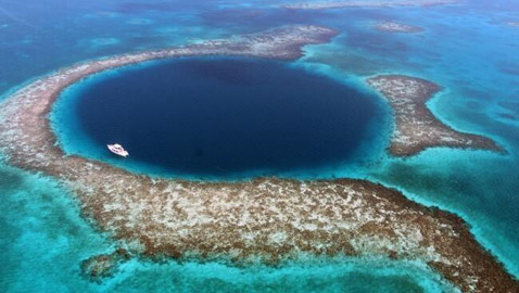 أخطر 10 بحيرات على سطح الأرض!