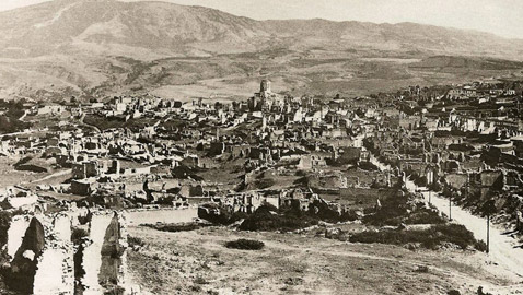 بدأ بالقرن الماضي.. هذا هو سبب نزاع أرمينيا وأذربيجان