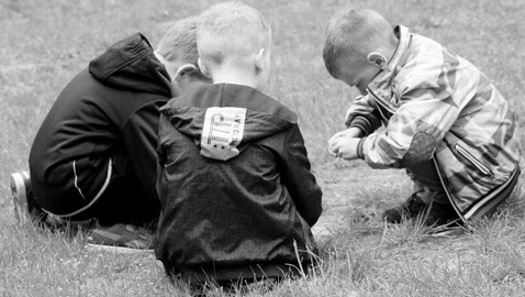 ما تفسير الحلم بلقاء صديق قديم في المنام؟