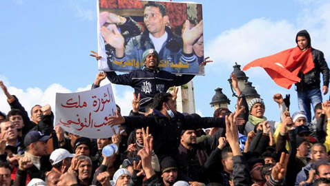 عقد على 