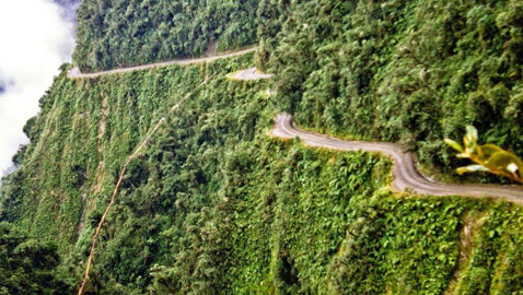 بالصور.. تعرفوا على أخطر الطرقات في العالم