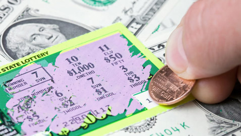 خسر عمله وفقد والده.. ثم جاءت المفاجأة