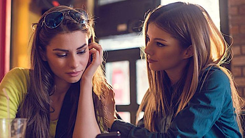 يمكنهم قراءة من حولهم ككتاب مفتوح.. ما سر قدرات هذه الأبراج؟