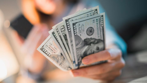 لكل مبذر.. إليكم خطوات سهلة وخطة اقتصادية لتوفير النقود!